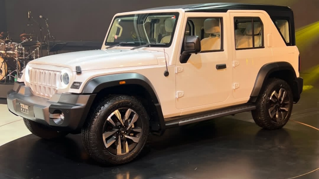 Mahindra Thar Roxx को खरीदना हो गया महंगा, नए साल पर किस वेरिएंट की कीमत में कितनी बढ़ोतरी हुई, पढ़ें लिस्ट 1 Mahindra Thar Roxx को खरीदना हो गया महंगा, नए साल पर किस वेरिएंट की कीमत में कितनी बढ़ोतरी हुई, पढ़ें लिस्ट Mahindra Thar Roxx को खरीदना हो गया महंगा, नए साल पर किस वेरिएंट की कीमत में कितनी बढ़ोतरी हुई, पढ़ें लिस्ट