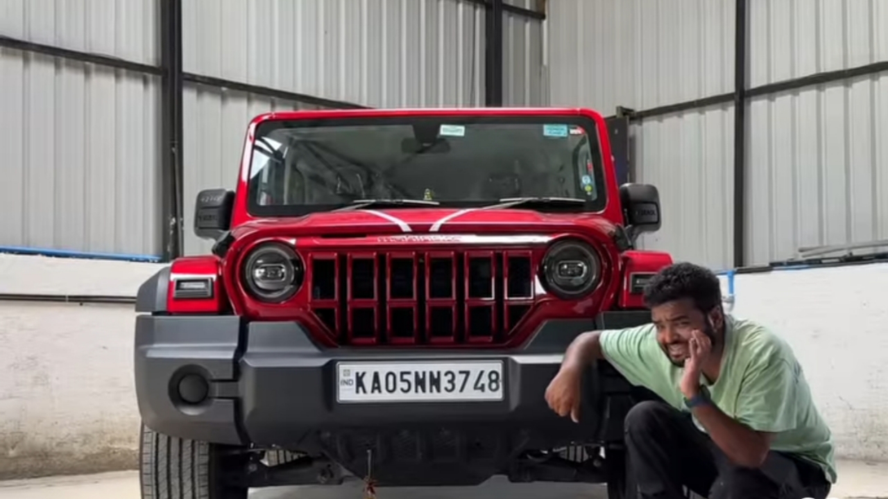 Mahindra Thar Roxx को खरीदना हो गया महंगा, नए साल पर किस वेरिएंट की कीमत में कितनी बढ़ोतरी हुई, पढ़ें लिस्ट 2 Mahindra Thar Roxx को खरीदना हो गया महंगा, नए साल पर किस वेरिएंट की कीमत में कितनी बढ़ोतरी हुई, पढ़ें लिस्ट Mahindra Thar Roxx को खरीदना हो गया महंगा, नए साल पर किस वेरिएंट की कीमत में कितनी बढ़ोतरी हुई, पढ़ें लिस्ट