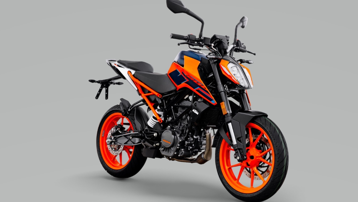 KTM 200 Duke: दमदार परफॉर्मेंस और स्मार्ट टेक्नोलॉजी का ज़बरदस्त मेल, कीमत लगभग ₹1.97 लाख से शुरू