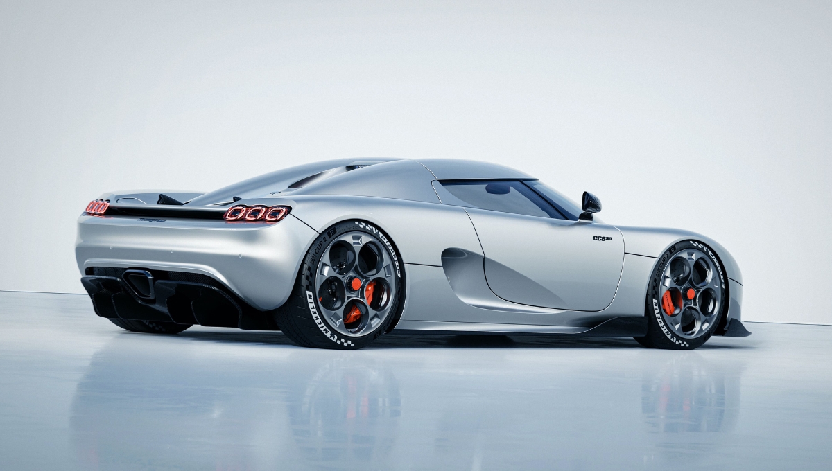 ₹12 करोड़ की Koenigsegg CC8500: 0-100 किमी/घंटा में सिर्फ 2.8 सेकंड, सुपरफास्ट ड्राइविंग का अनुभव