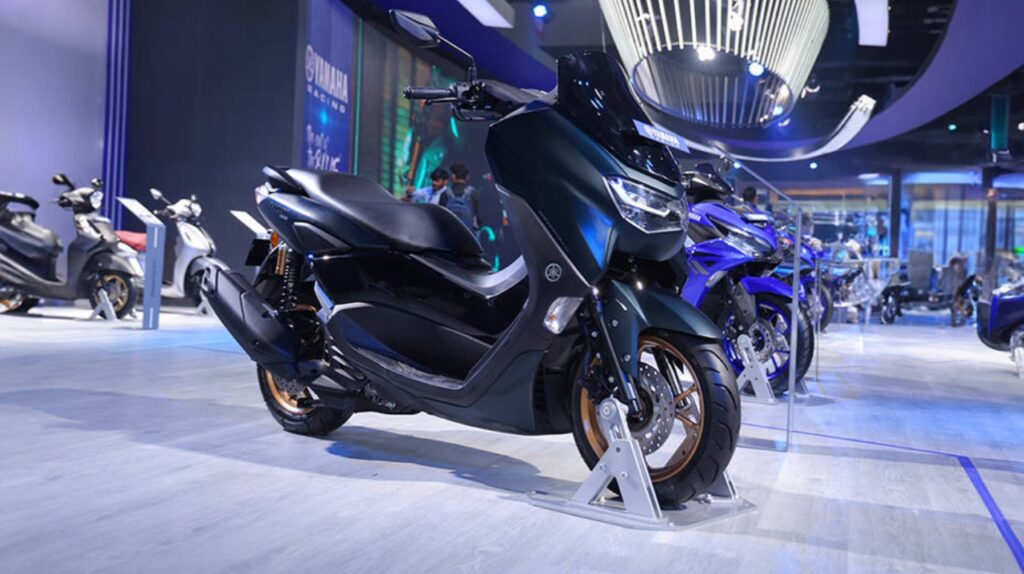 Yamaha Nmax 155 स्कूटर, ताकतवर इंजन और फ्यूचरिस्टिक लुक के साथ होने जा रही लॉन्च