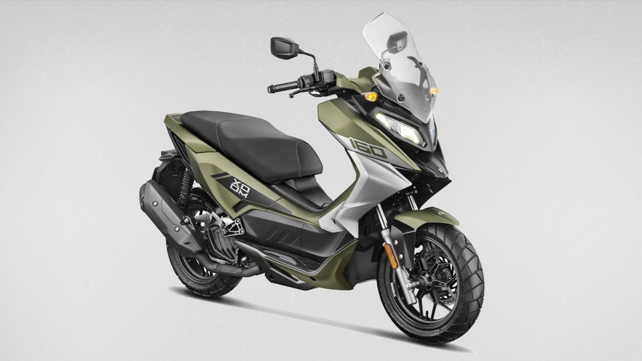 20250510 183831 Apache को टक्कर देने Hero Xoom 160 स्कूटर, पावरफुल इंजन के साथ हुई लांच