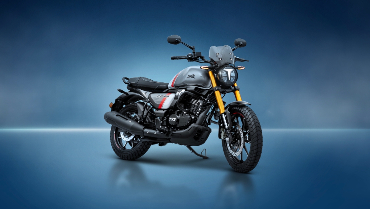  TVS Ronin: ₹1.49 लाख में स्टाइलिश रोडस्टर जो हर दिल जीत ले शानदार माइलेज, दमदार परफॉर्मेंस और एडवांस फीचर्स के साथ