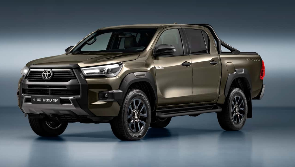 Toyota Hilux: एक दमदार और शानदार पिकअप ट्रक, जिसकी शुरुआत ₹30.40 लाख से