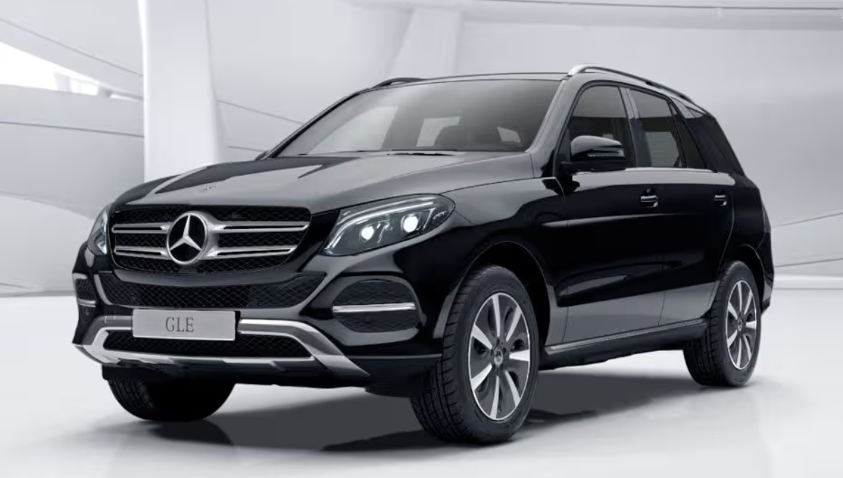 Mercedes-Benz GLE: शाही अंदाज़ में सफ़र का नया नाम, दमदार फीचर्स और कीमत ₹96.40 लाख से शुरू