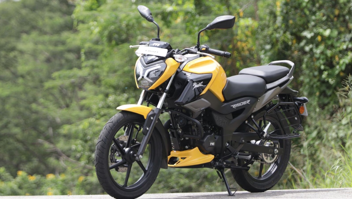 TVS Raider 125 सिर्फ ₹95,000 में: शानदार माइलेज और स्टाइलिश लुक्स के साथ धमाकेदार बाइक