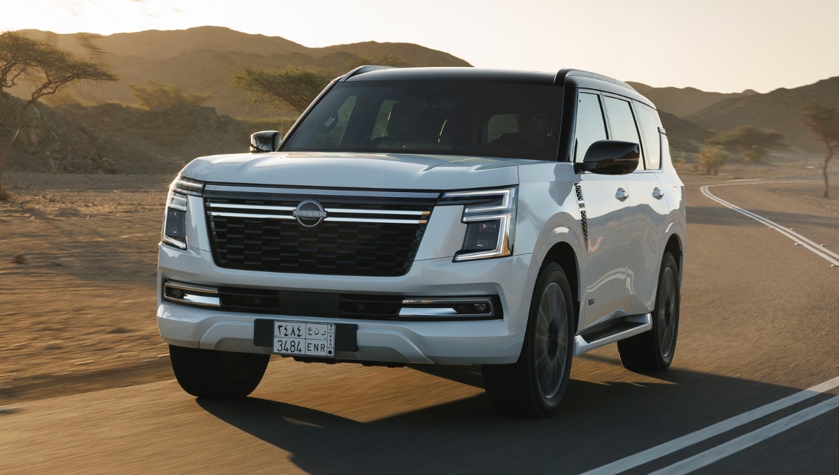 Nissan Patrol SUV: ₹90 लाख में मिल रही है 7 सीटर पेट्रोल-इलेक्ट्रिक पावर वाली रॉयल गाड़ी