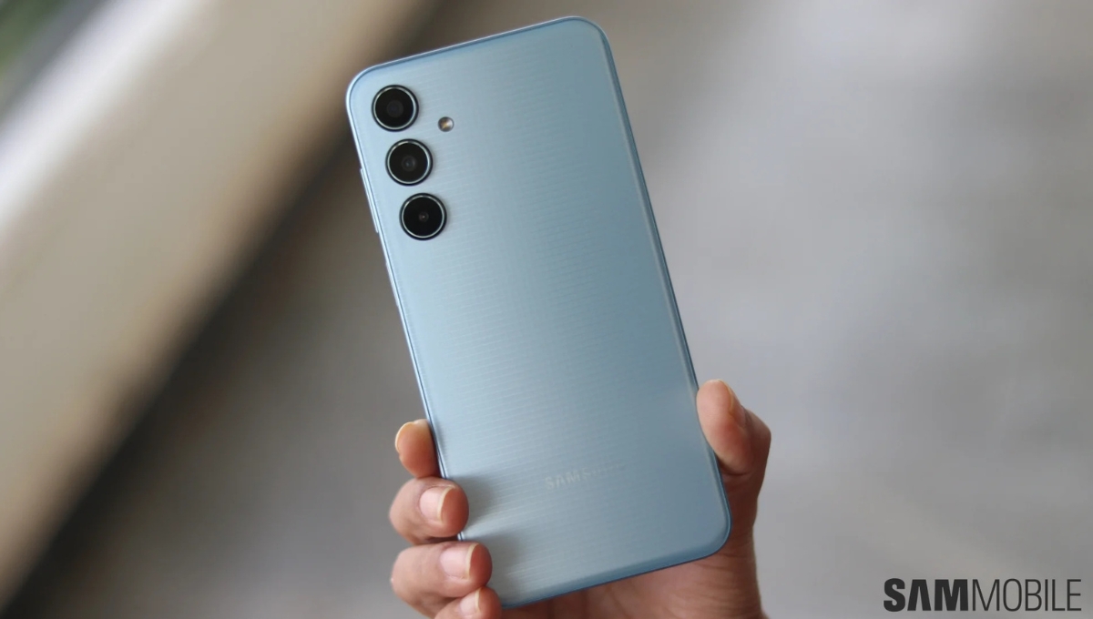 Samsung Galaxy M35: मिड-रेंज में धमाकेदार परफॉर्मेंस और लंबी बैटरी का कमाल
