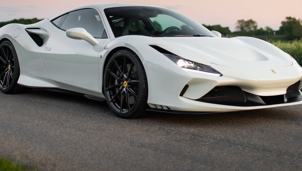 Ferrari F8 Tributo: ₹4.02 करोड़ में मिलेगी 710bhp की रफ्तार और लग्ज़री का अनुभव