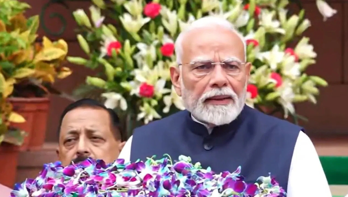 Parliament Monsoon Session का 12वां दिन LIVE: ‘ऑपरेशन सिंदूर’ की सफलता पर NDA बैठक में PM मोदी का हुआ भव्य स्वागत 1 Parliament Monsoon Session का 12वां दिन LIVE: ‘ऑपरेशन सिंदूर’ की सफलता पर NDA बैठक में PM मोदी का हुआ भव्य स्वागत  Parliament Monsoon Session का 12वां दिन LIVE: ‘ऑपरेशन सिंदूर’ की सफलता पर NDA बैठक में PM मोदी का हुआ भव्य स्वागत